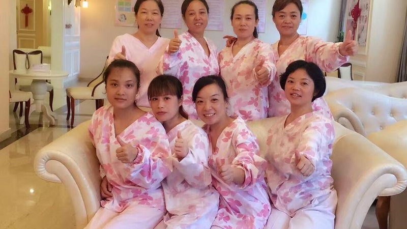 母婴护理师：行业标准规范的守护者