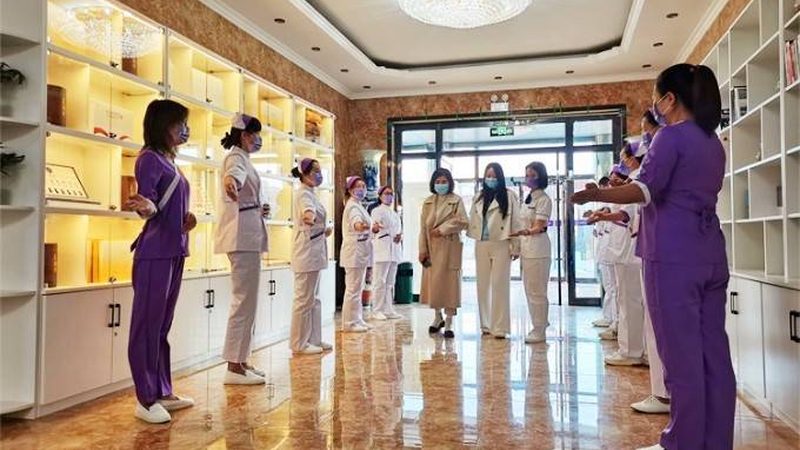 小标题：产后护理，需求先行